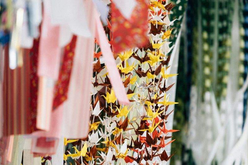 春を彩る、折り紙の桜飾りづくり